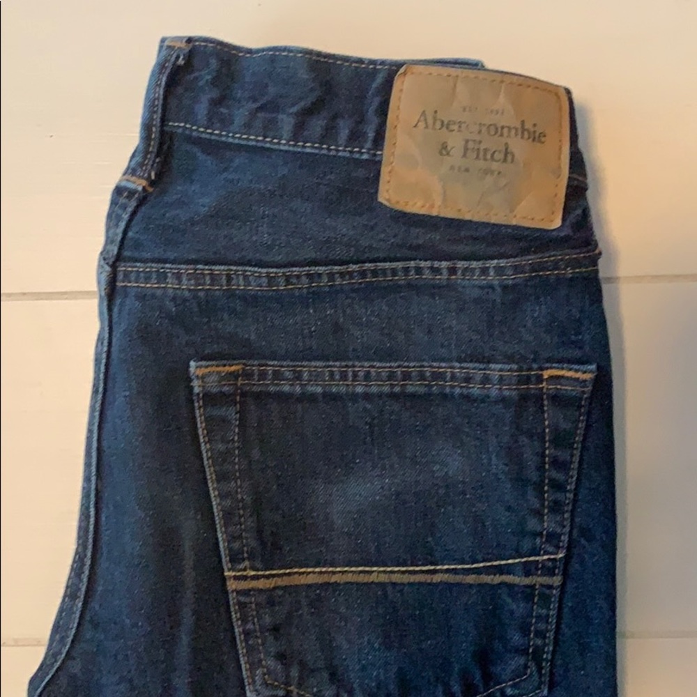 Men’s Abercrombie & Fitch Dark Wash Jeans - Picture 2 of 6